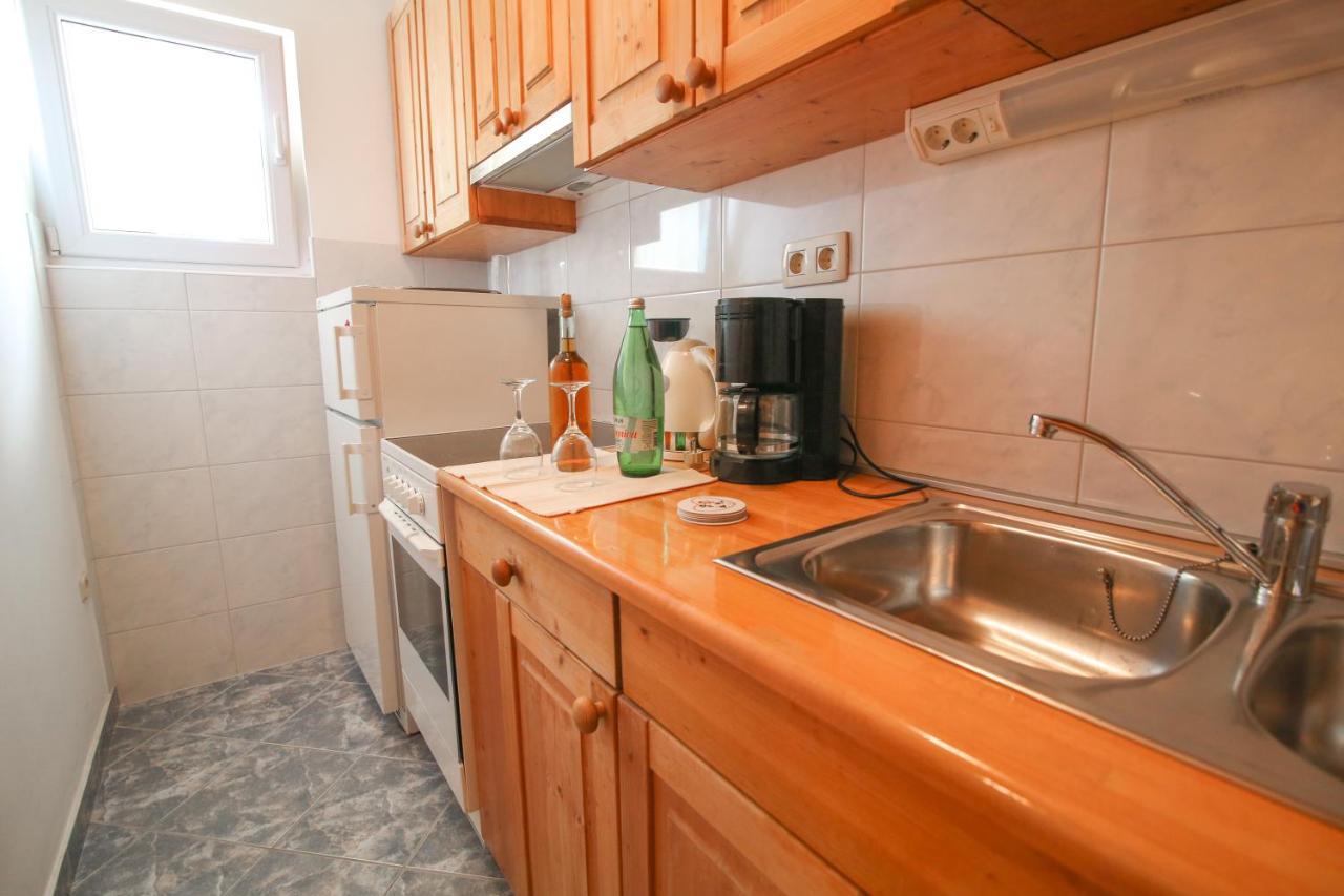 Ferienwohnung Sunshine Makarska Exterior foto