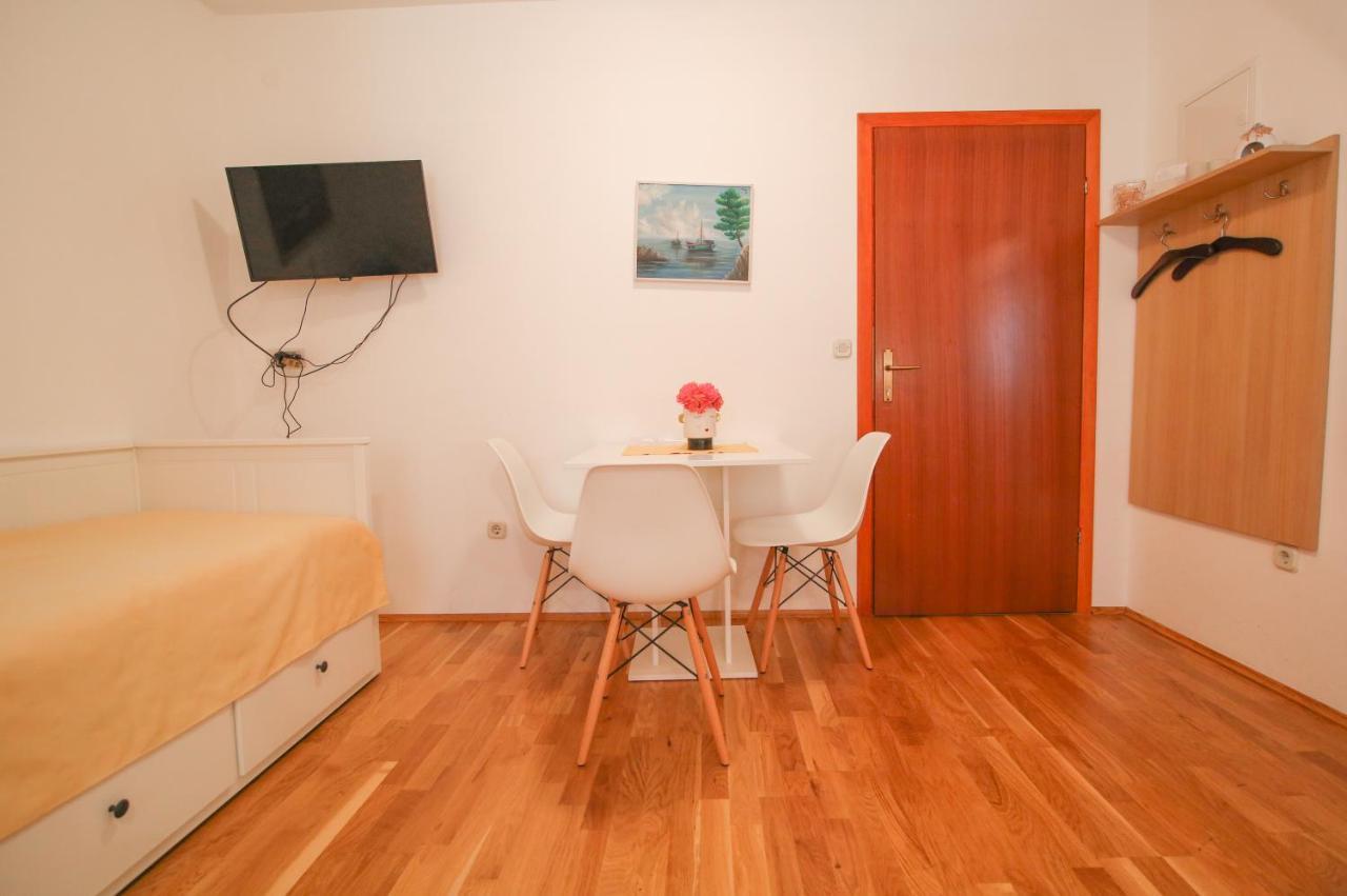 Ferienwohnung Sunshine Makarska Exterior foto