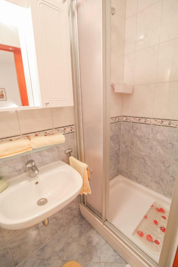 Ferienwohnung Sunshine Makarska Exterior foto